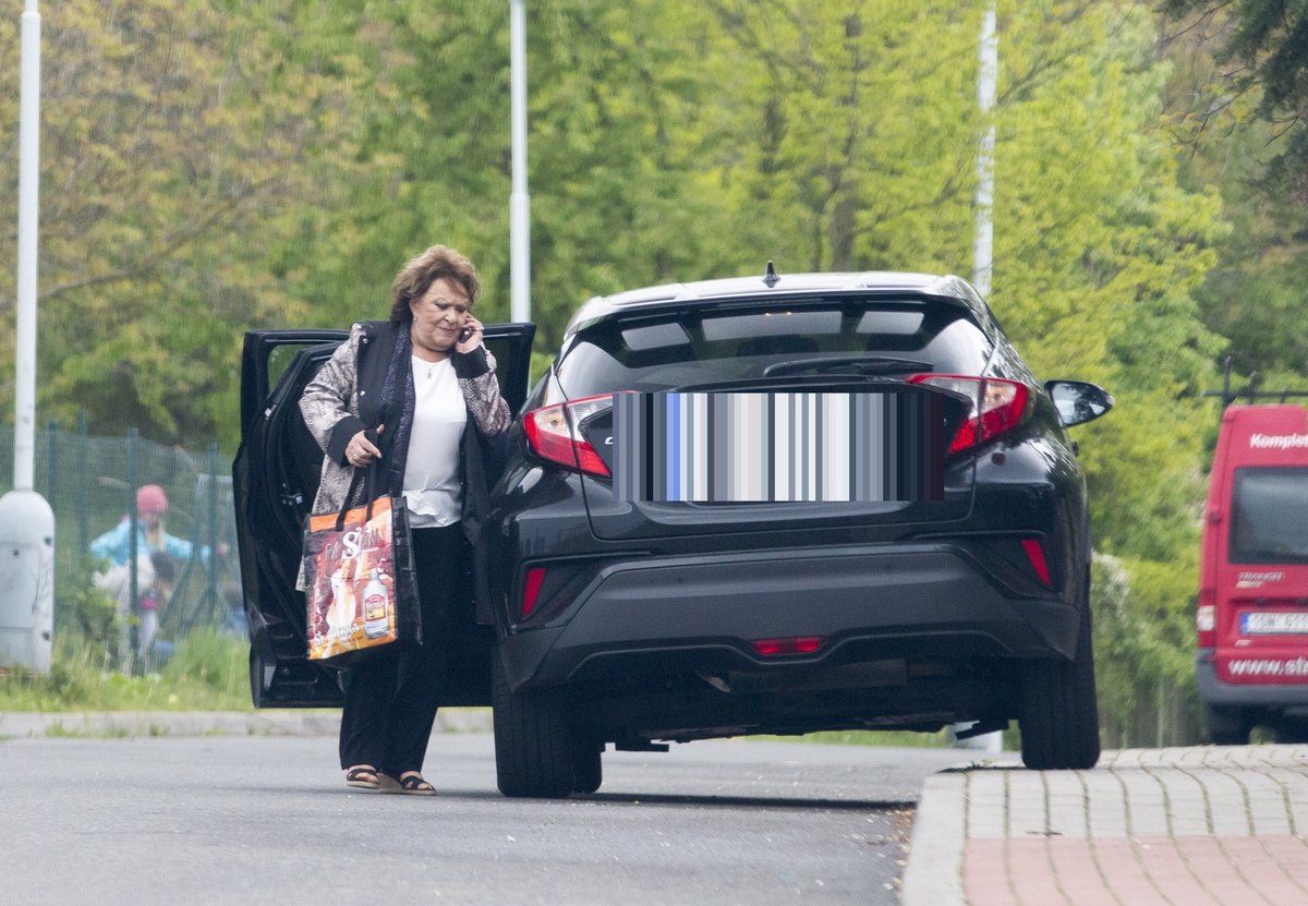 Jiřina Bohdalová se nebojí sednout za volant