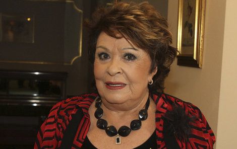 Kardioložka Věra Adámková si za kmotru vybrala Jiřinu Bohdalovou.