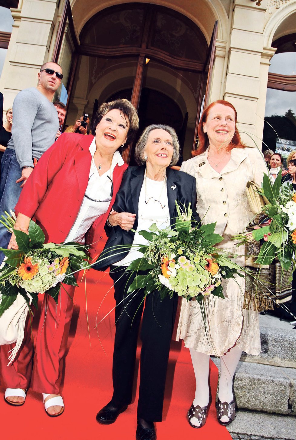 „Světačky“ v roce 2011, zleva: Jiřina Bohdalová, Jiřina Jirásková, Iva Janžurová