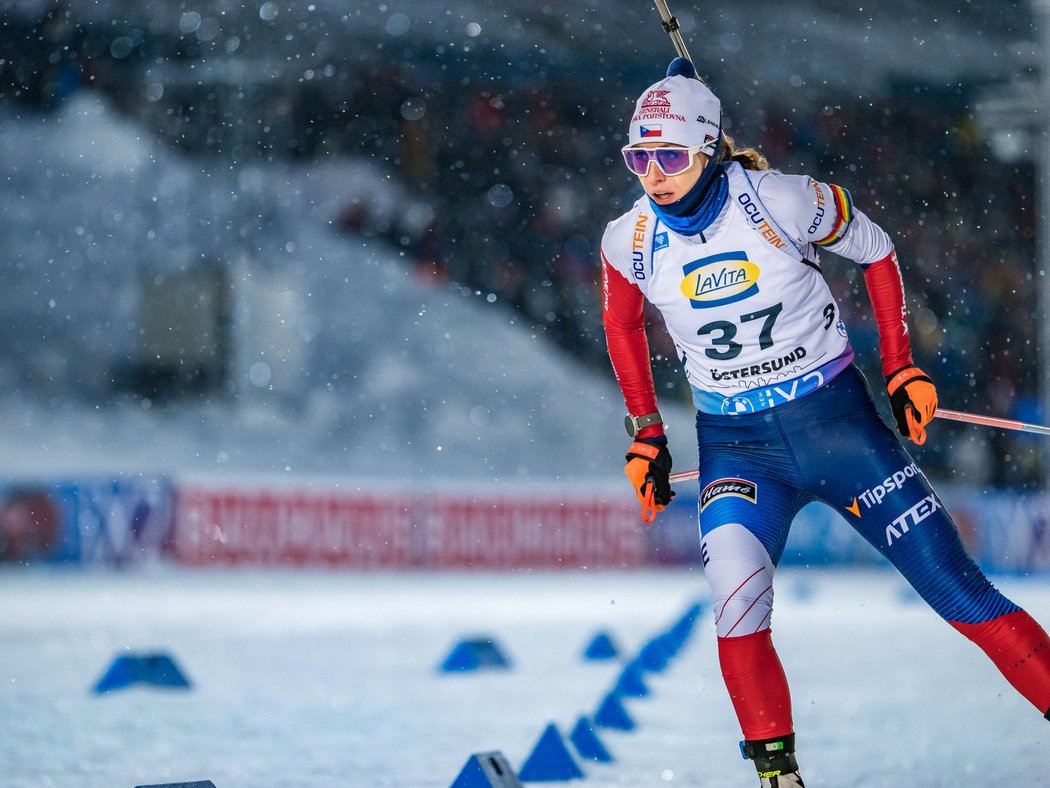 Jessica Jislová se pere s mrazem během SP v Östersundu