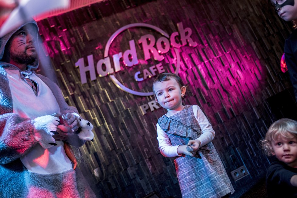 Dcera Jitky Boho Rosalie v Hard Rock Café