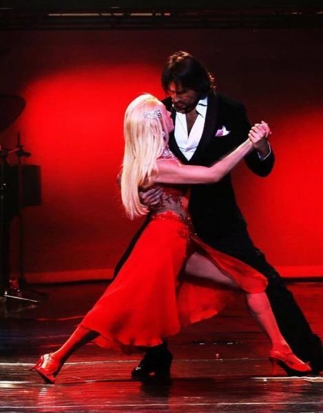 Napsala několik představení, ve kterých tančila argentinské tango.