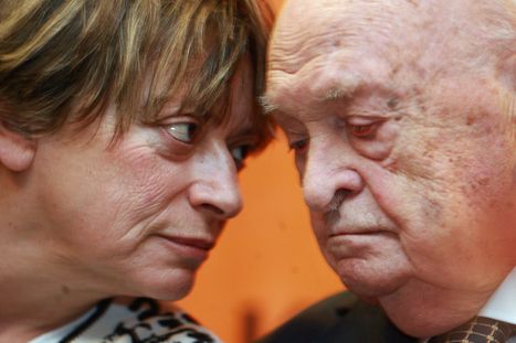 Obrázek: Režisérka Němcová v šoku: To je vdova po té svi*i Otakaru Vávrovi!