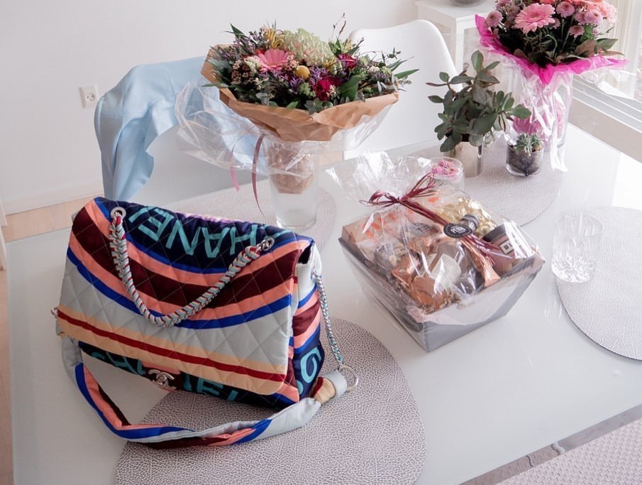 Jitka Nováčková dostala k narozeninám vysněnou kabelku značky Chanel.