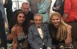 červen 2019: Karel Gott s dávnými milenkami Jitkou Svobodovou a Martinou Formanovou na oslavě 80. narozenin