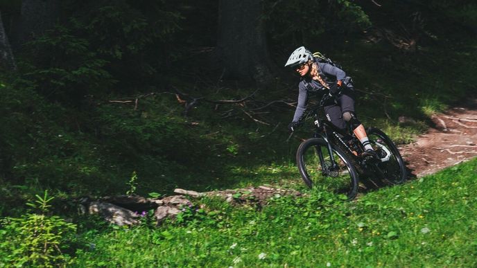 Cyklistika se poslední dobou těší čím dál větší oblibě.