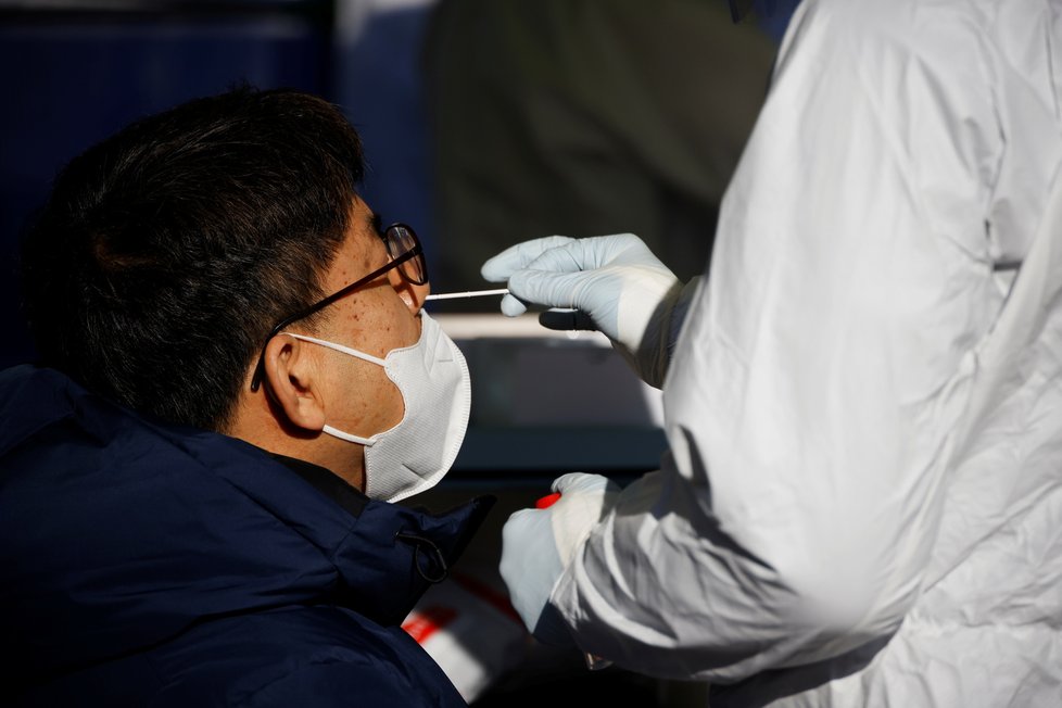Testování na koronavirus v Jižní Koreji (25.12.2020)