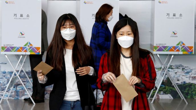 Parlamentní volby v době koronaviru v Jižní Koreji (10. 4. 2020)
