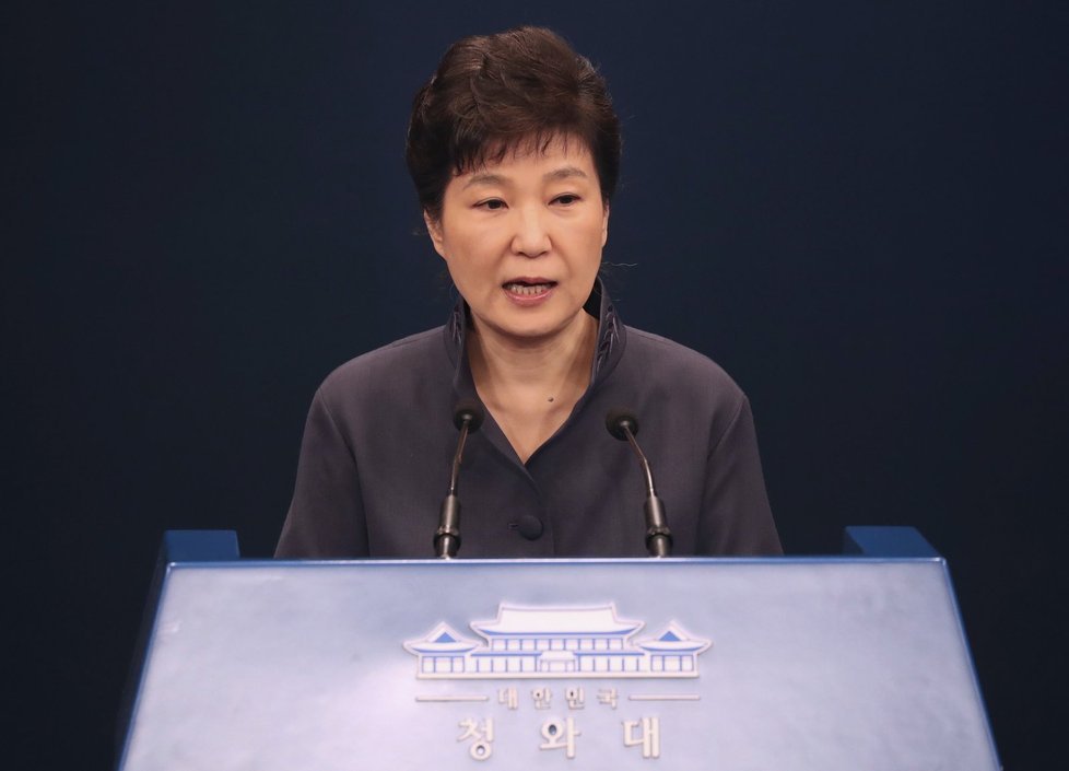 Jihokorejská prezidentka Park Kun-hje má pořádný malér.