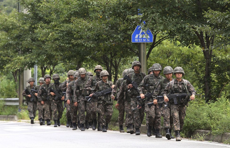 Jižní Korea a Spojené státy provedly simulovaný útok na KLDR.