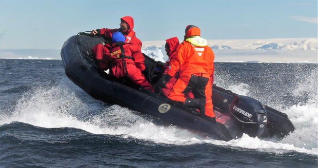 Vědci z Brna odletěli do Antarktidy: V Chile je čeká karanténa a pak výzkum klimatu