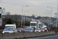 Hostivařská spojka a obchvat Dolních Měcholup: Končící rada schválila přípravu projektů dvou dopravních staveb