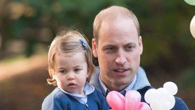 Princ William s malou princeznou Charlotte.