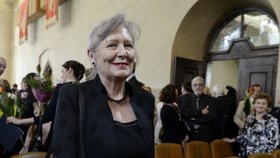 Jmenování nových profesorů: Režisérka Helena Třeštíková se stala profesorkou.