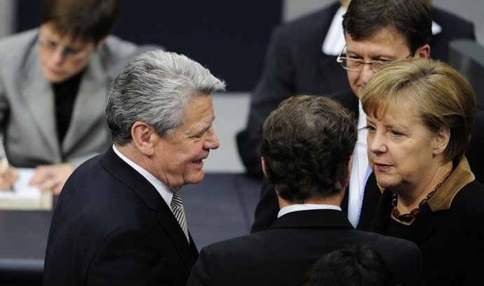 Joachim Gauck, Angela Merkelová