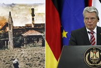 Německý prezident se omluvil: Vyhlazení Lidic byl teroristický čin