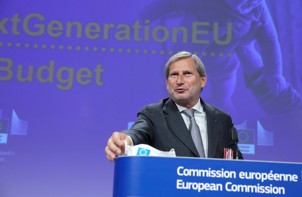 Eurokomisař Joachim Hahn.