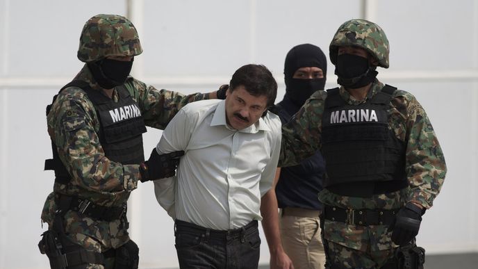 Joaquín Guzmán alias El Chapo byl dopaden v roce 2014, dnes už opět běhá na svobodě