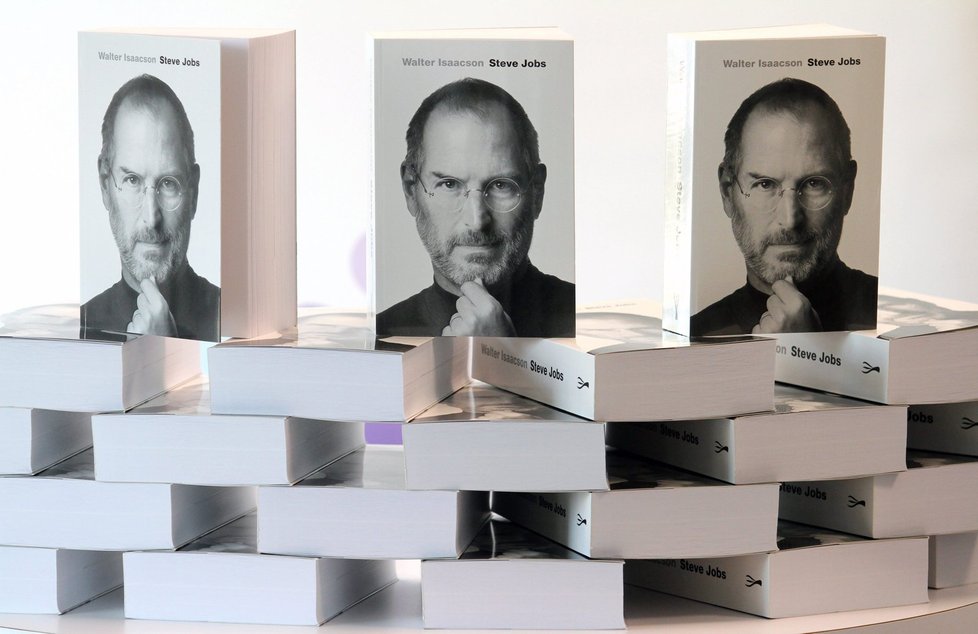 O Stevu Jobsi právě vyšla nová kniha