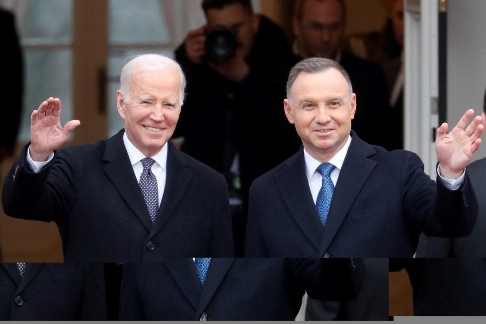 Americký prezident Joe Biden s polským prezidentem Andrzejem Dudou ve Varšavě (21. 2. 2023)