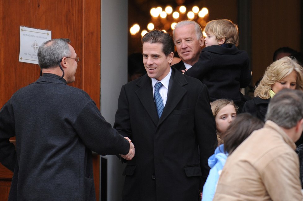 Hunter Biden, syn bývalého amerického viceprezidenta Joea Bidena, který jde za ním