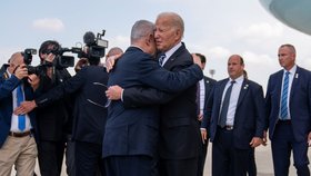 Americký prezident Joe Biden se v Tel Avivu setkal s izraelským premiérem Benjaminem Netanjahuem (18.10.2023).