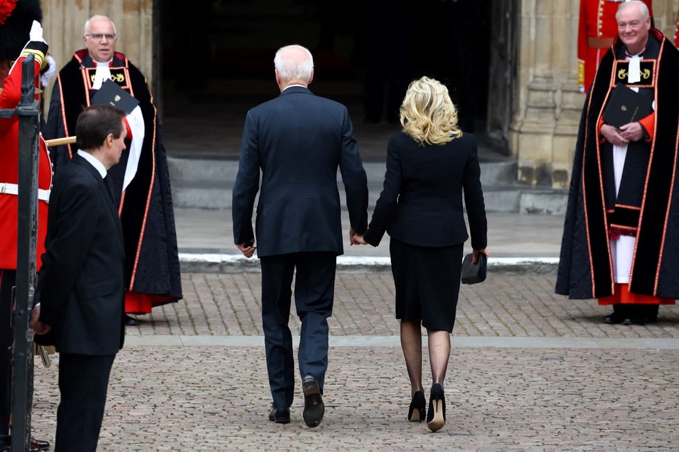 Joe Biden na pohřbu královny Alžběty II