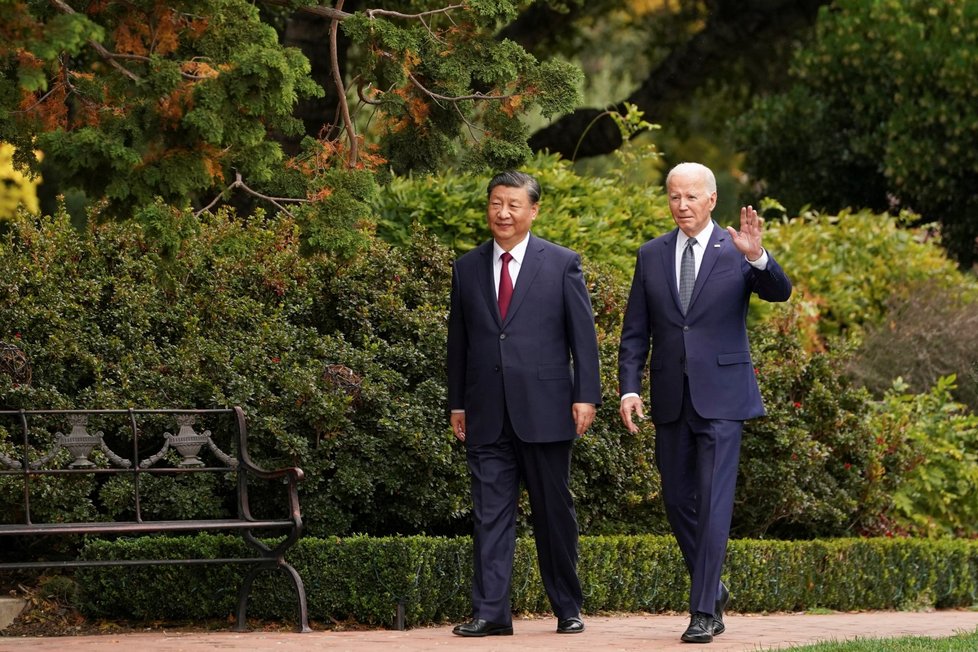 Schůzka amerického prezidenta Joea Bidena a čínského prezidenta Si Ťin-pchinga (16. 11. 2023)