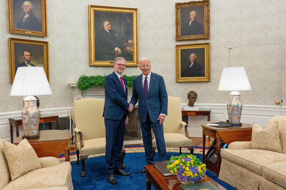 Petr Fiala s Joem Bidenem v Bílém domě (15.4.2024)
