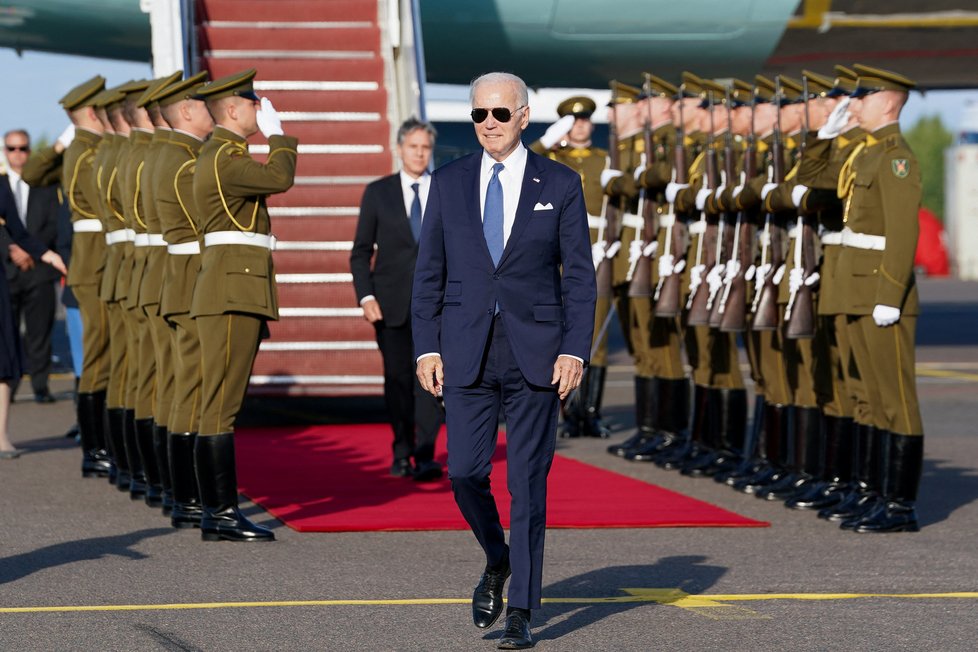 Prezident USA Joe Biden dorazil na summit NATO do Vilniusu (10.7.2023).
