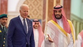 Americký prezident Joe Biden a korunní princ Saúdské Arábie Mohammed bin Salmán