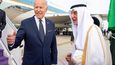 Bidena v Saúdské Arábii přivítal guvernér provincie Mekka (15.7.2022)