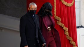 Bývalý prezident USA Barack Obama a jeho žena Michelle Obamová na inauguraci 46. prezidenta USA Joea Bidena (20. 1. 2021)
