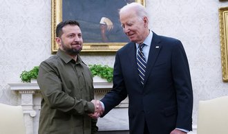 Ukrajina a Spojené státy budou společně vyrábět zbraně, oznámil prezident Zelenskyj