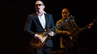 Joe Bonamassa přijede po dvou letech koncertovat do Prahy