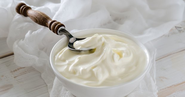 Bílý jogurt funguje jako lék na gynekologické potíže.