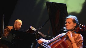 Ve věku 48 let zemřel islandský autor filmové hudby Jóhann Jóhannsson (vlevo)