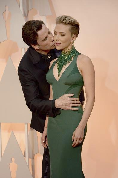 Johansson, Travolta