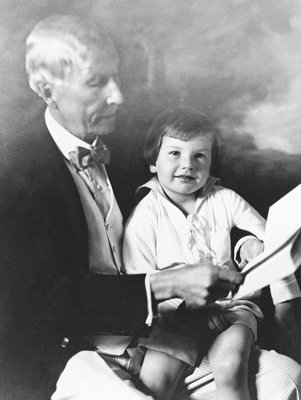Zakladatel klanu John D. Rockefeller s vnukem Davidem
