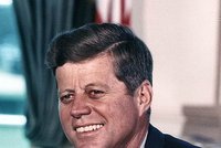 VIDEO: Před 45 lety zastřelili Kennedyho!