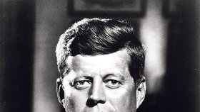 Kennedy byl zavražděn.