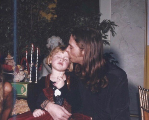 John Gilbert Getty se svou dcerou Ivy.