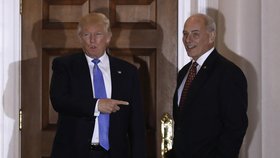 John Kelly doufá, že zeď na hranici s Mexikem bude do dvou let.