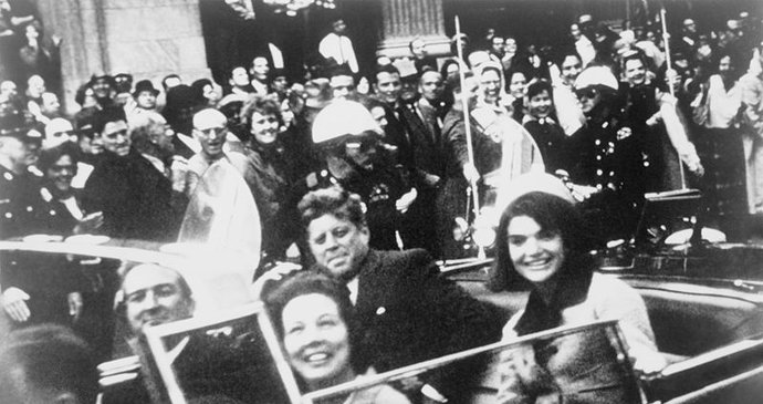 Kennedy těsně před atentátem