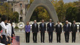 První návštěva šéfa americké diplomacie v Hirošimě: Za shození atomové bomby se Kerry neomluvil.