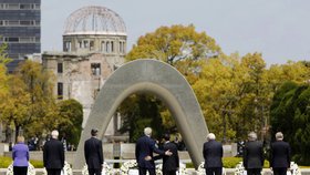 První návštěva šéfa americké diplomacie v Hirošimě: Za shození atomové bomby se Kerry neomluvil.