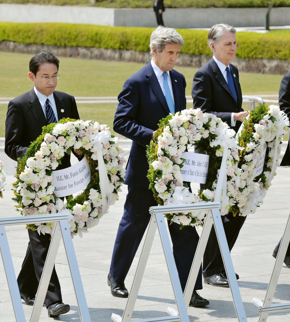 O návštěvě prezidenta USA se začalo spekulovat poté, co památník navštívil v dubnu John Kerry.