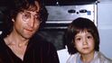 John Lennon se synem Seanem.