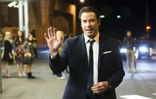 John Travolta slaví 60: Chci si zahrát v bondovce!