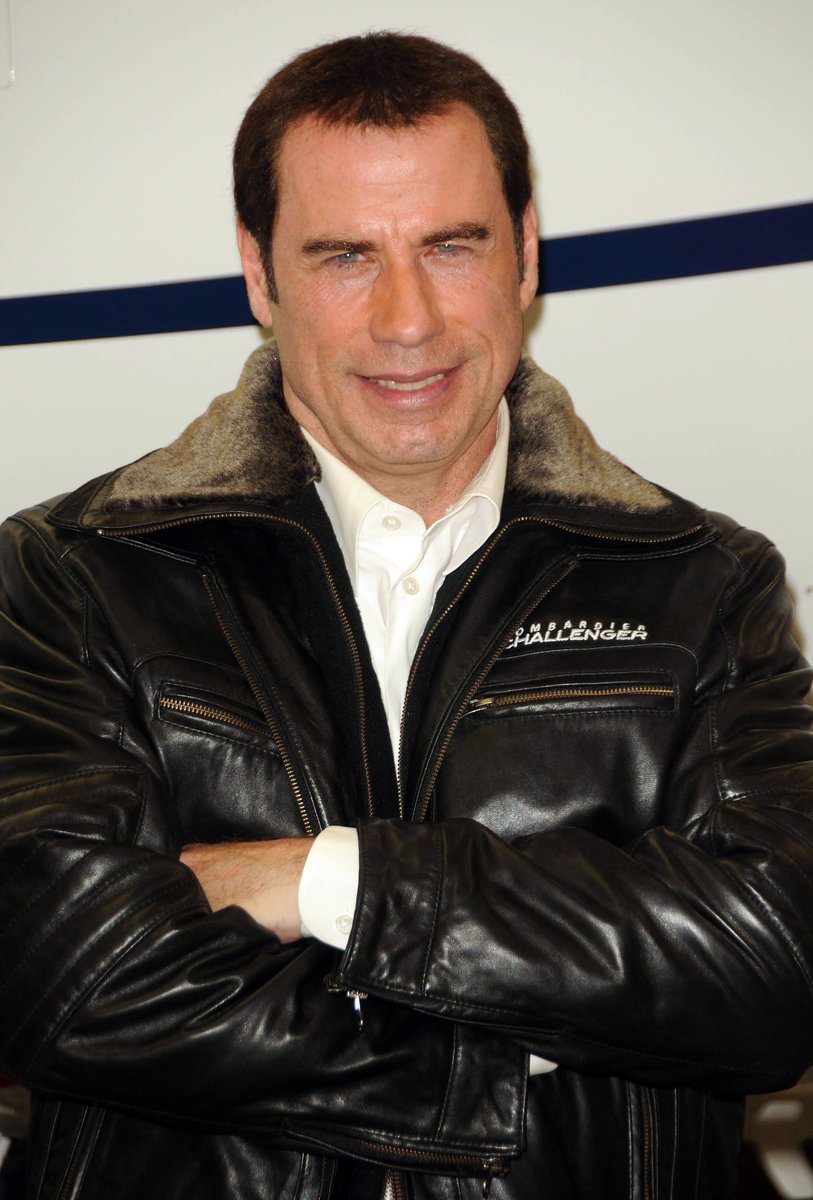 Travolta je aktivním scientologem, církvi povinně dává peníze